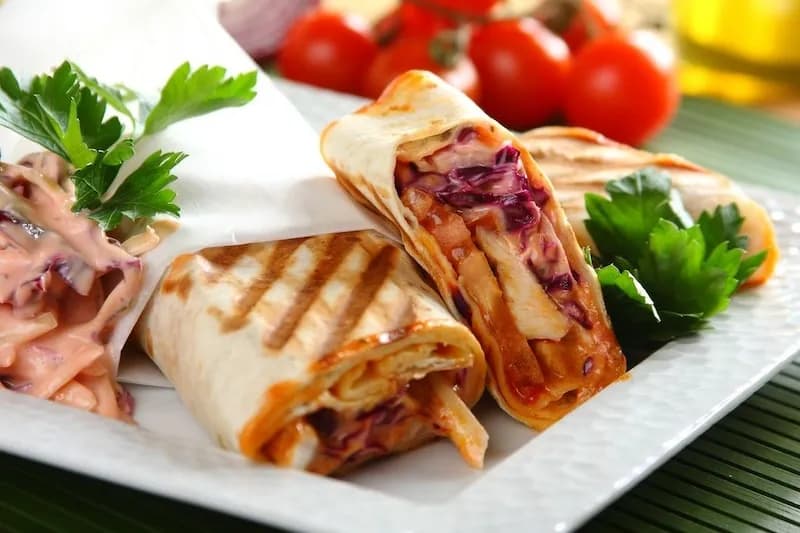 Co można zrobić z mięsa kebab? 5 pysznych przepisów, które zaskoczą