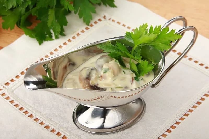 Jak zrobić dobry sos z pieczarek, który zachwyci Twoich gości