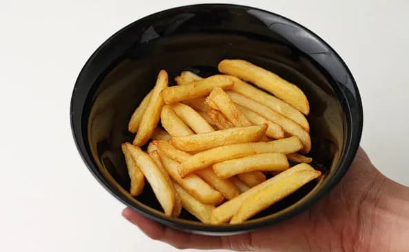 Ile kalorii ma porcja frytek? Odkryj zaskakujące wartości odżywcze