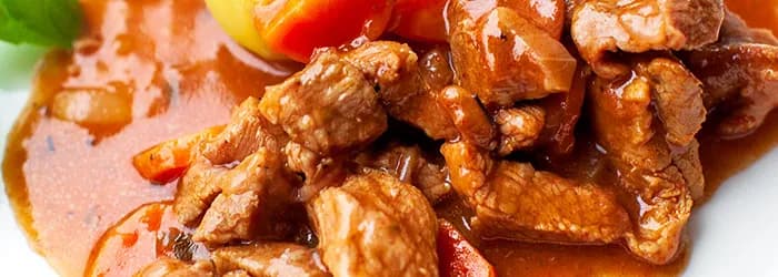 Jaka cielęcina na gulasz? Odkryj najlepsze kawałki mięsa