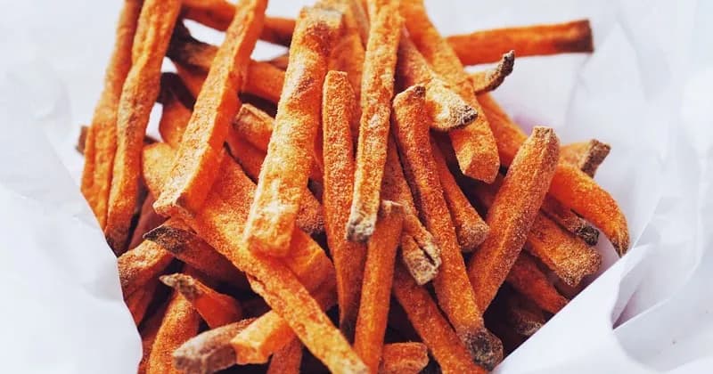 Frytki z batatów jak zrobić: prosta receptura na chrupiące frytki