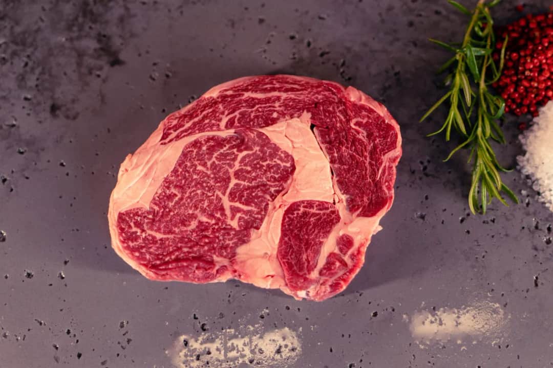 Wysoka cena steka sezonowanego? Zrozum, co ją tworzy!