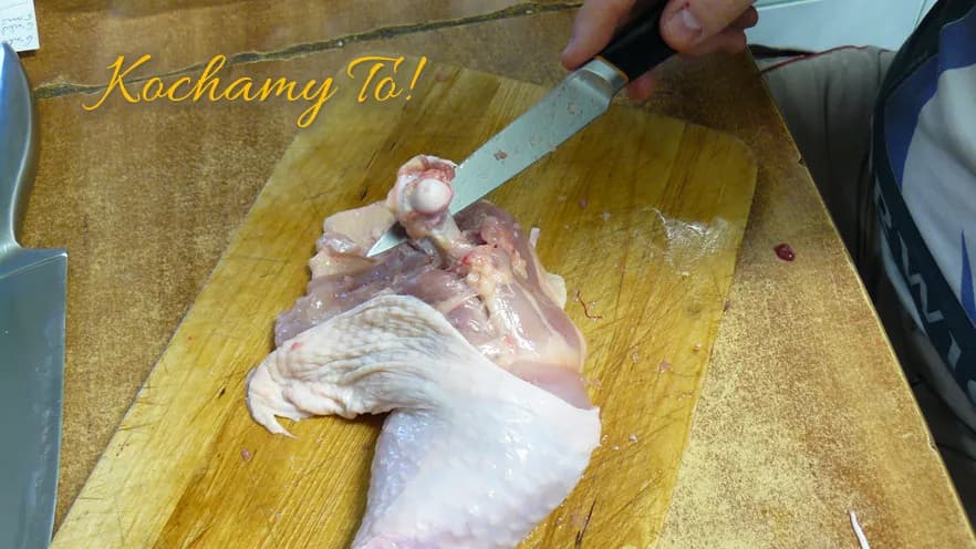 Jak wyciągnąć kość z udka kurczaka – proste kroki i porady